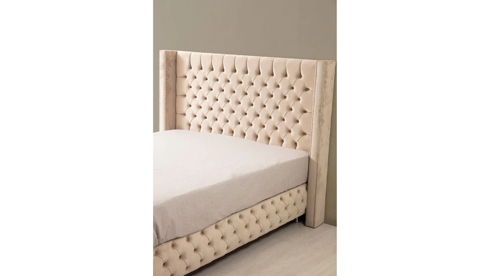 Lit coffre - Clouté - Beige